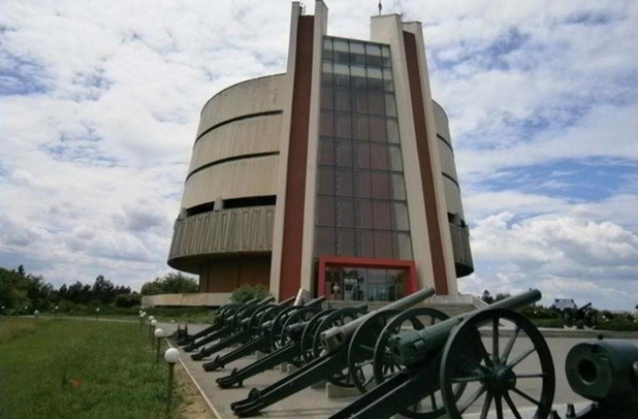 The Tinkov House In Ловеч Экстерьер фото